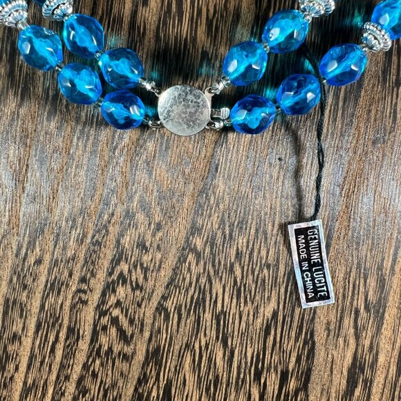 Vintage Genuine Lucite Blue & Silver Beaded Necklace Made In Canada - Picture 2 of 2
